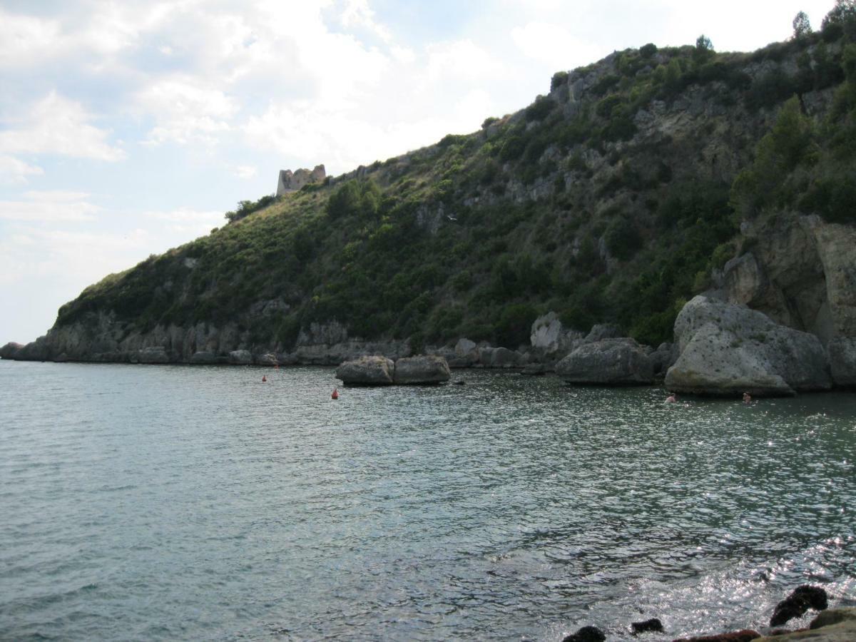 "Il Nespolo" Villa Scauri  Eksteriør billede